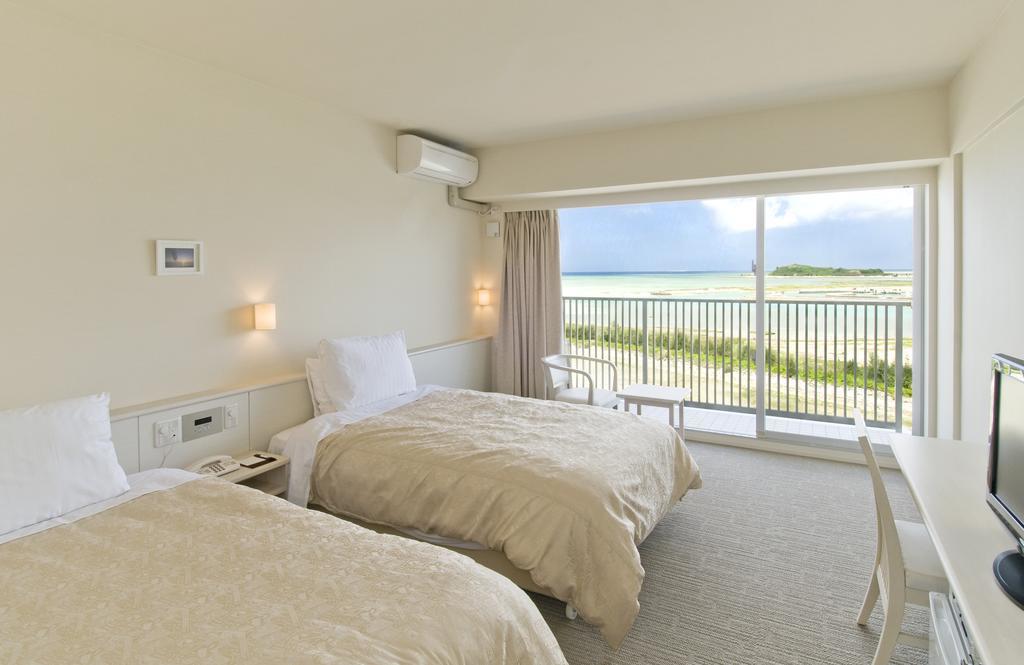 Hotel Gran View Garden Okinawa Tomigusuku Екстер'єр фото