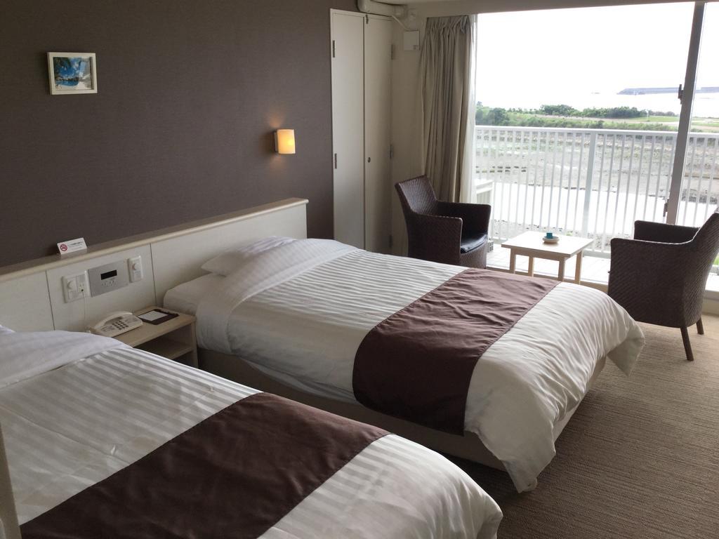 Hotel Gran View Garden Okinawa Tomigusuku Екстер'єр фото