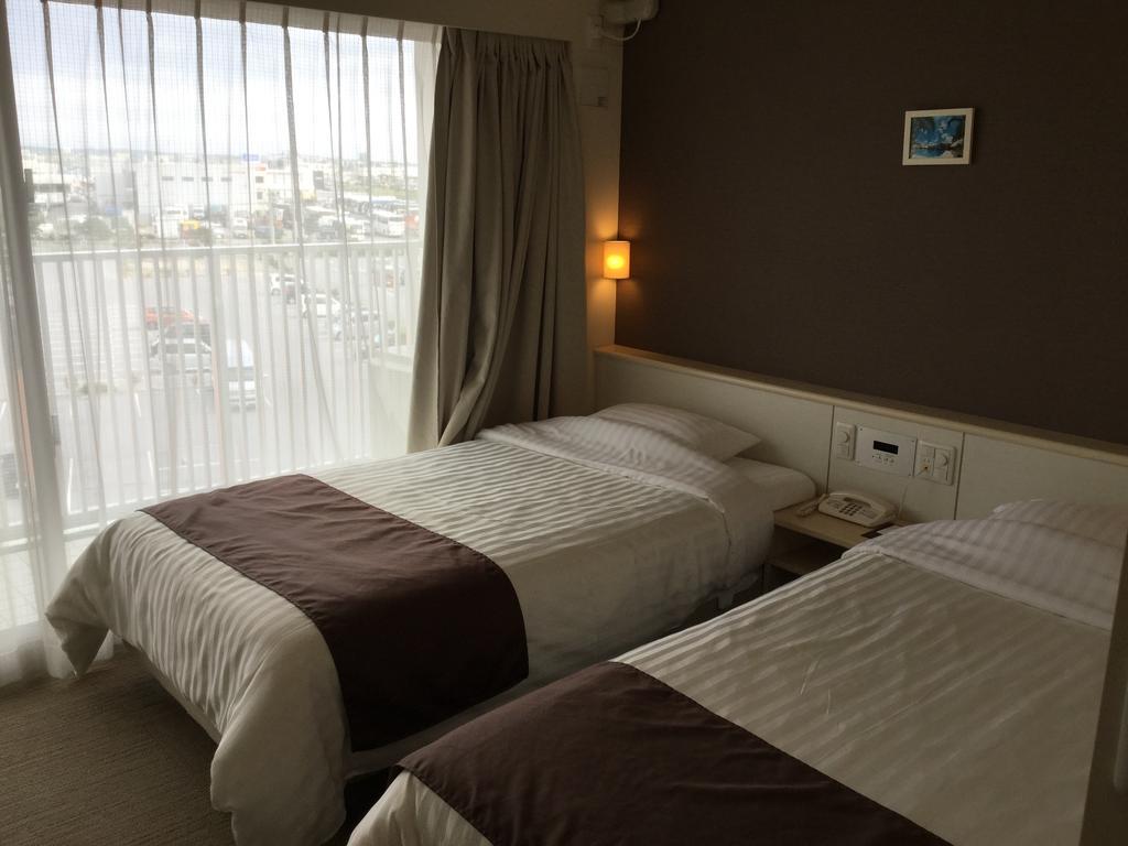 Hotel Gran View Garden Okinawa Tomigusuku Екстер'єр фото